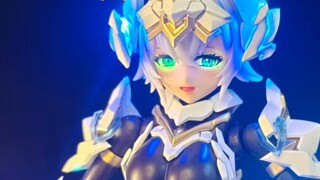 Have you ever seen a robot girl who can change her eyeshadow by herself?! Tutorials on electric make