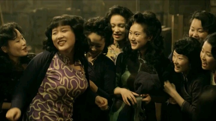 Mengapa kita tidak bisa memaafkan orang Jepang, yang dengan semena-mena mencemarkan mahasiswi peremp