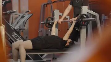 เทรนเนอร์หนุ่มทะลุมิติ.