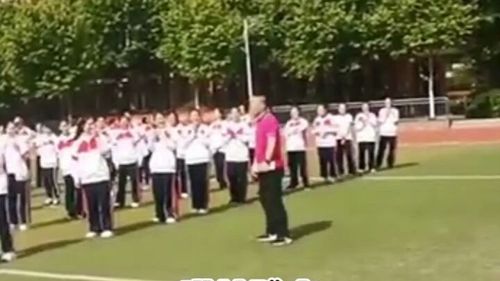 Kepala sekolah: Nanti mampir ke kantor saya sebentar