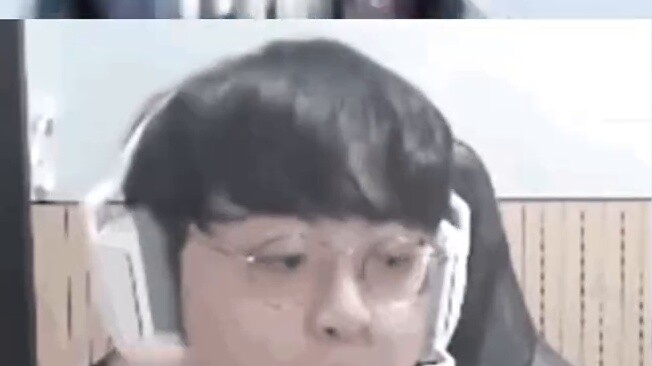 Rating 7,5! Sampanyenya nggak bisa dibuka! Ultraman Omega mulai mengolok-oloknya!