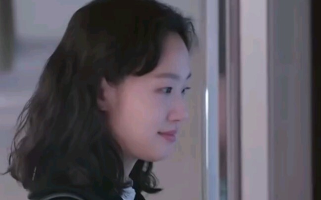 编剧真的很了解贫穷，“你家境不太好吧，看你挺能忍的”