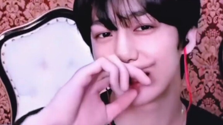 【Monsta X Choi Hengyuan】Khi idol nam nghe fan nói sẽ kết hôn với một người đàn ông 38 tuổi