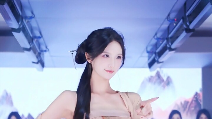 178cm supermodel Lin Yuanzhang~ Mandarin Ducks Playing and Dancing