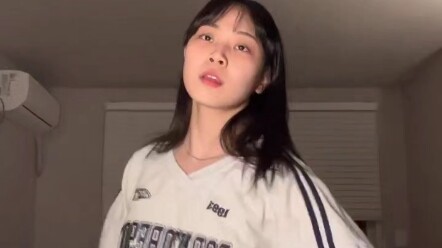 bbangthug also danced another version