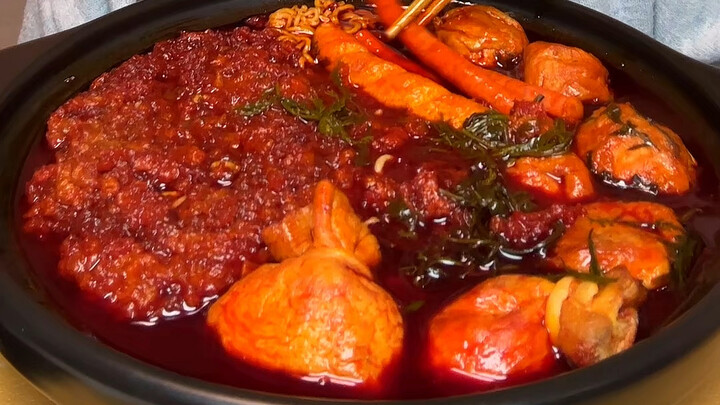 Ta-da, the Cao family is here!