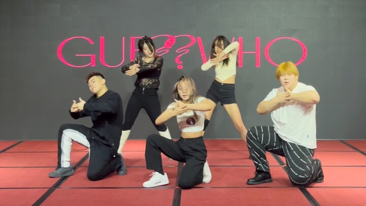 【ITZY】也太用心了吧？实力翻跳歌谣大祝祭版本Mafia In the morning比赛现场｜年末舞台版本｜ITZY三周年礼物