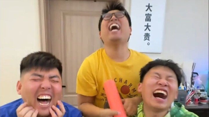 Hell-level cringe jokes hit hard! These antonyms are so mind-bending they’re giving me a headache—ab