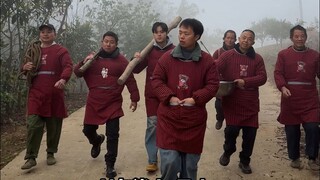 快过年了，按个年猪给大家助助兴！