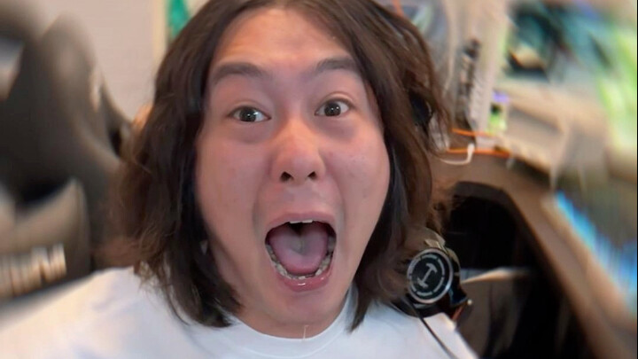 ทุกคนที่กำลังดูอยู่หน้าจอ ลองเดากันสิว่าอาเหลียงพูดอะไร