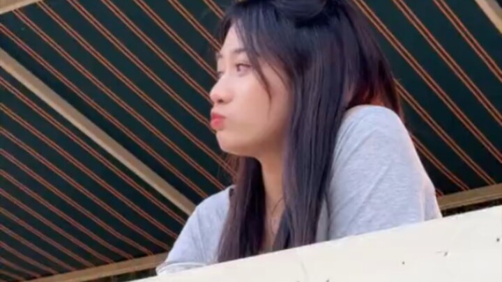 "Một người thực sự yêu bạn sẽ yêu bạn bất kể thế nào, ngay cả khi bạn đã có bạn đời"