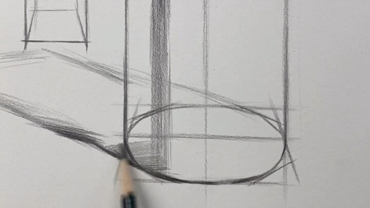 Learning Sketching from Scratch: Do You Know What’s Needed to Draw the Structure of a Geometric Cyli