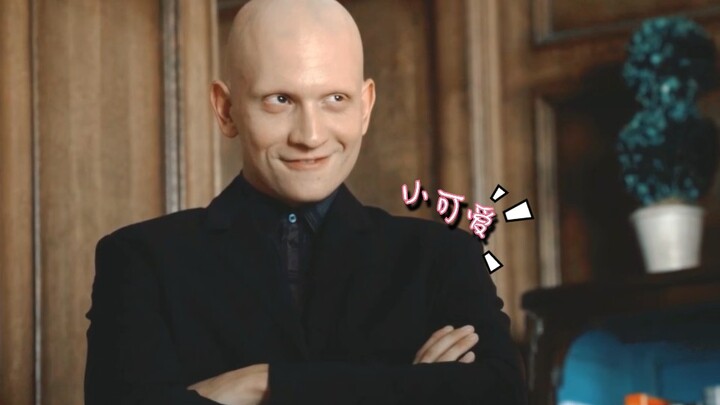 I’m a killer—no emotions, no hair, and no eyebrows.