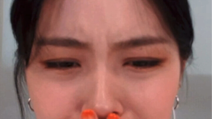 【งานเซ็นสัญญาพร้อมวิดีโอของ ITZY】แมวบ้านไหนกันนะที่จับคู่สำเร็จกับแมวของชินยูริม ใช่ฉันเองนั่นแหละ!