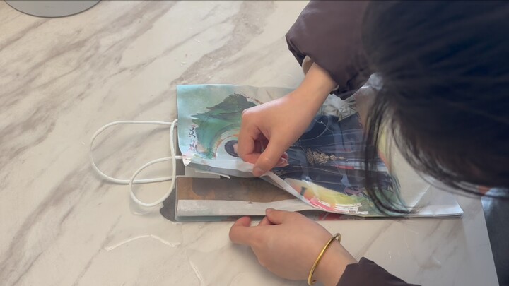 เมียเอาถุงชานมกู่หมิงมาทำเป็นแผนที่เทียนหนานให้ฉัน