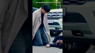 Her sacrifice for him😭😭#fyp #shorts #kdrama #moonintheday #pyoyejin #kimyoungdae #viral #trending