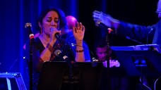 y2mate.com - Baaho Mein Chale Aao Anuradha Palakurthi Berklee Performance Cent