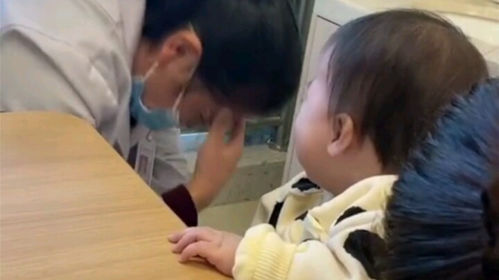 人类顶级幼崽—让医生倒在给我打针的路上