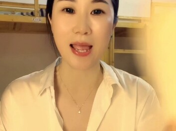 Lắc vòng hula sau bữa ăn để giảm cân
