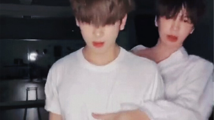 【SantaEarth】 Spicy dance couple swap version – so spicy, so sensual!