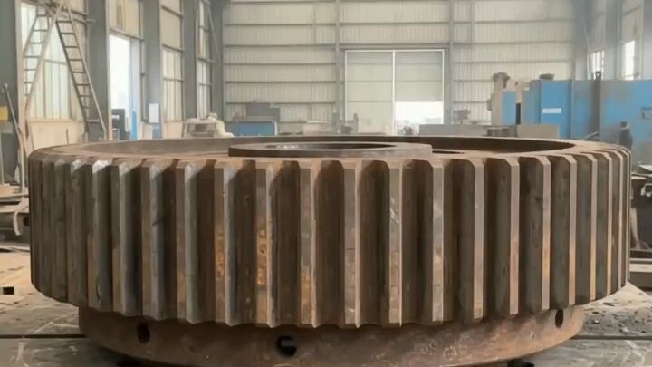 This Giant Ring Gear Gets Completely Crushed 🔥 #MetalCrushing #HydraulicPress #HeavyMachinery