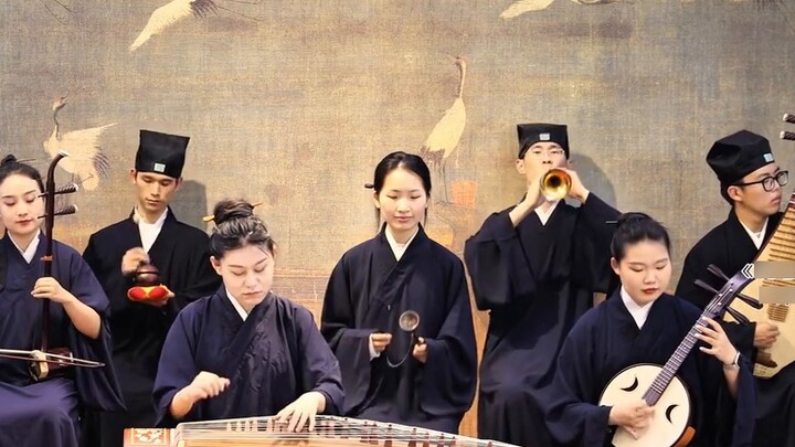 The folk music version of the theme song of "Doraemon", the suona sounded, and Doraemon appeared...