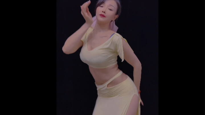 Oriental dance (belly dance) basic skills training