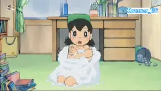 Ủa Xuka tắm nhầm phòng Nobita hả