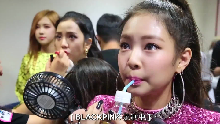 【فيديو التنقيب عن الآثار رقم 5 من فين مو】 هل تتذكرون كيف بدا شياو هاي عند انطلاقته؟