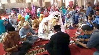 Si wanita kegirangan udah Sah malah gini Jadinya