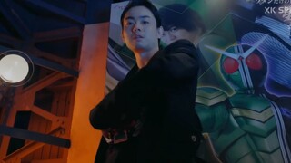 "少年怎么忘记年少时出演的英雄"