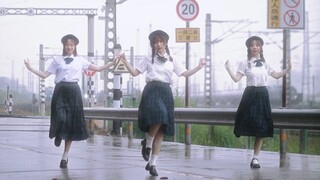 【Karya Kelulusan】Jangan Pergi/Don't Go Hujan perpisahan terus berlanjut