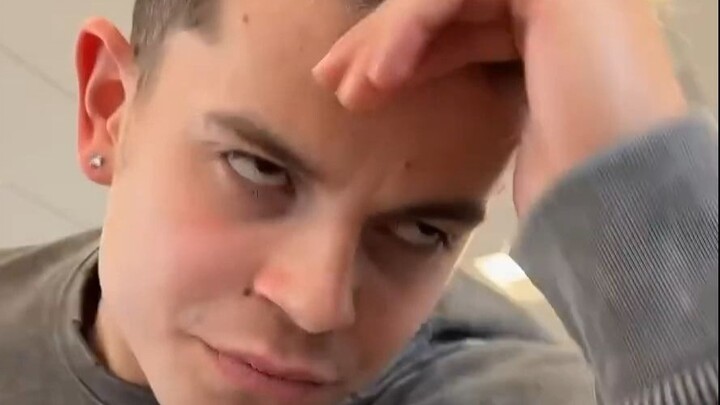 When you have to pretend a joke is really funny