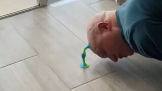 街上的光头都不够用了
