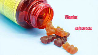 [Makanan]Seorang UP Makan 50 Buah Permen Vitamin Sehari
