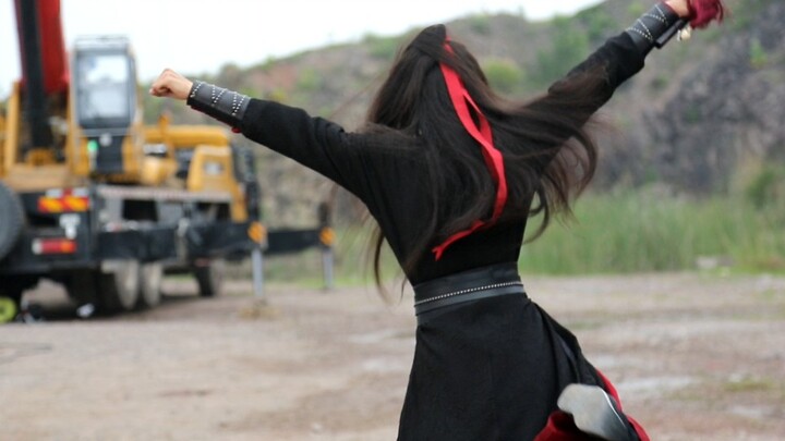 [شياو تشان] الحياة ليست سهلة، وتعرض مرارًا للسخرية والتحدي