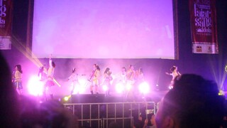 [FANCAM] OVERTURE+FAJAR SANG IDOLA TEAM J AT FAJAR SANG IDOLA HANDSHAKE FESTIVAL