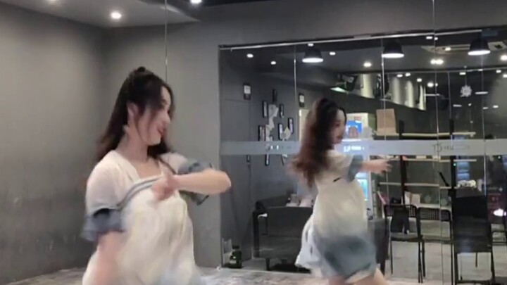 【พระราชวังกวางฮั่น】แจ๊สสไตล์จีน สอนเต้นกระจกช้าๆ