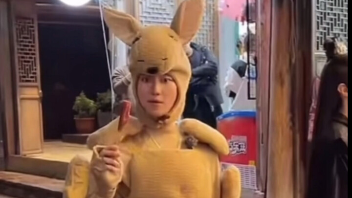 【شو مينغ هاو】حياة تحت سيطرة النقانق المشوية