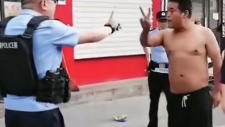 คุณลุงหมวก: แค่คิดว่าต่อไปจะทำอะไรก็อยากจะหัวเราะแล้ว