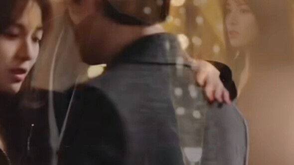 Isn't the novel atmosphere here! Such a good drama should not be buried
