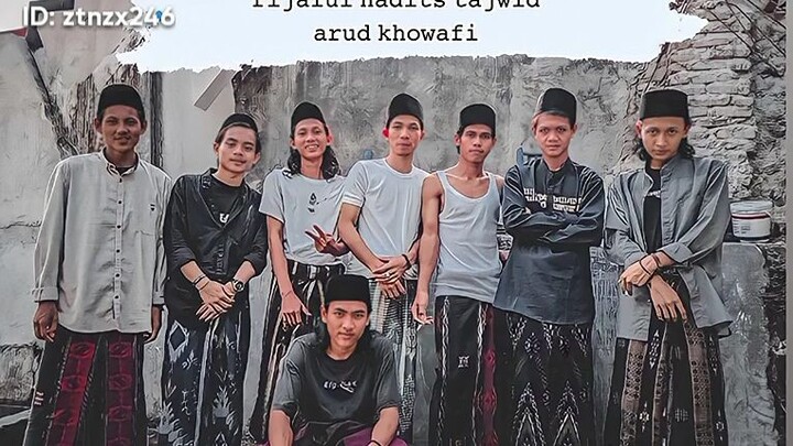 perbedaan santri dan siswa