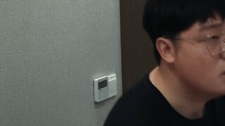 Uzi plays Kassadin, Zhang Fei eats bean sprouts