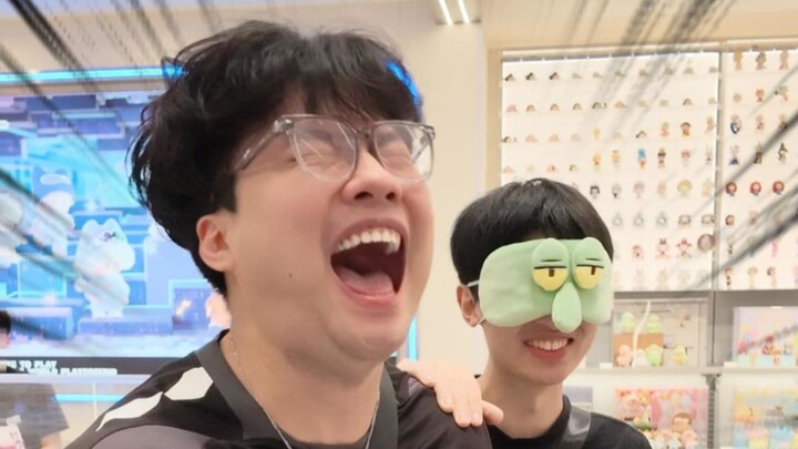 Please don’t let these two gods play “Wanna Take the Challenge” again...