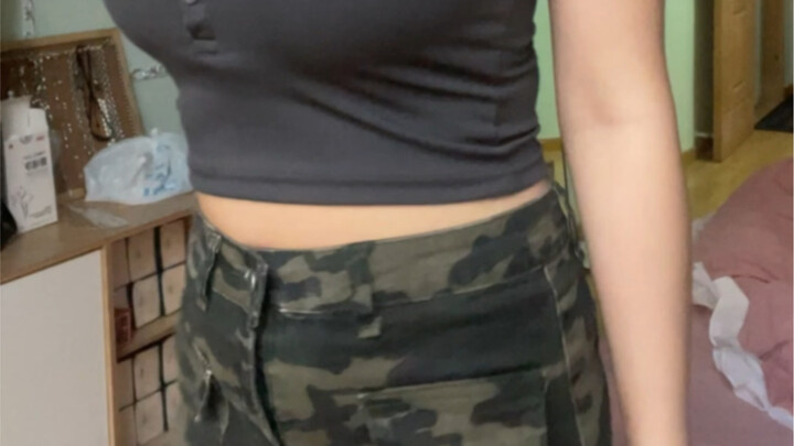 Sangat suka pakaian dalam