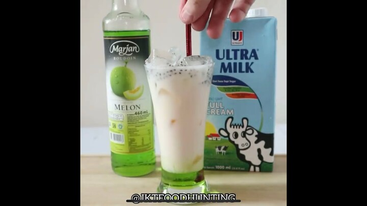 RESEP MINUMAN ICED MELON YAKULT MILK #JKTFOODHUNTINGVIDEO #JKTFOODHUNTINGRECIPE