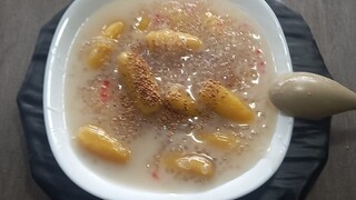 chuối sáp nấu nước dừa đường phèn .tuyệt vời.