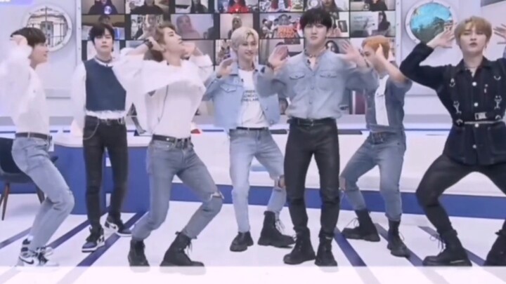 【Stray Kids】Menari mengikuti Koleksi Rollin' Brave Girls