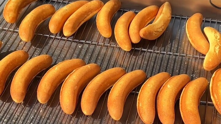 เค้กไข่อบใหม่ข้างทาง! เจ้านายใจดีและตลกมาก 55555