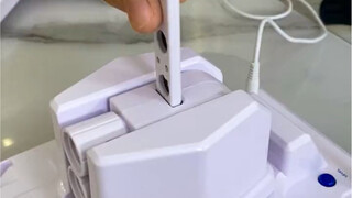 给儿子买的玩具，结果老公玩上瘾了，天天跟孩子抢着玩！